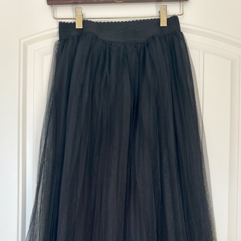 Black long tulle skirt, new, xs